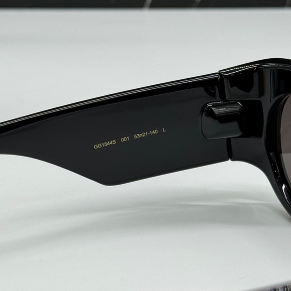 NEW GUCCI GG1544S 001 WOMEN SUNGLASSES GUCCI GG 1544S 001 BLACK GREY EYEWEAR - Picture 9 of 12